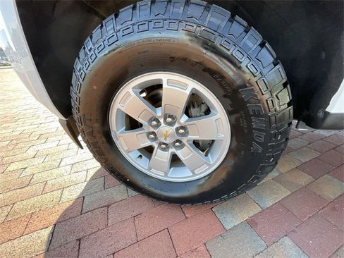 Used 2019 Chevrolet Colorado W/T w/ WT Convenience Package image 10