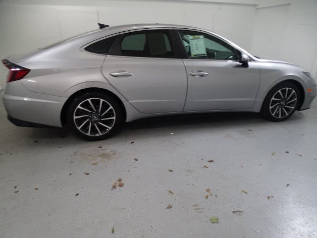 Used 2020 Hyundai Sonata Limited FWD image 24