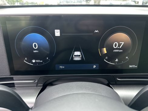 Used 2026 Hyundai Kona SEL Premium FWD image 16