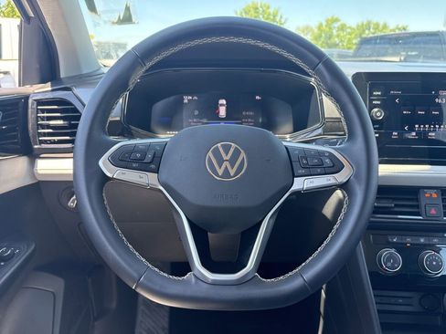 Used 2025 Volkswagen Taos S AWD/4WD image 19