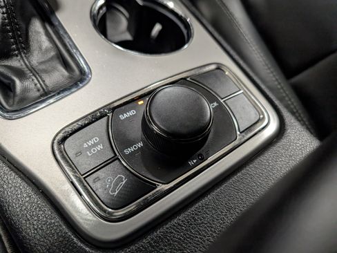 Used 2021 Jeep Grand Cherokee Limited w/ Quick Order Package 28K 80th image 27