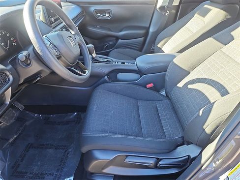 Certified 2025 Honda HR-V LX image 25