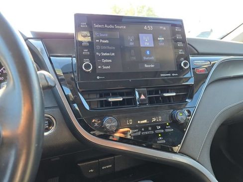 Used 2023 Toyota Camry SE w/ Audio Upgrade Package FWD image 17