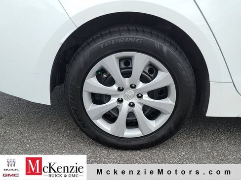 Used 2023 Toyota Corolla LE FWD image 28