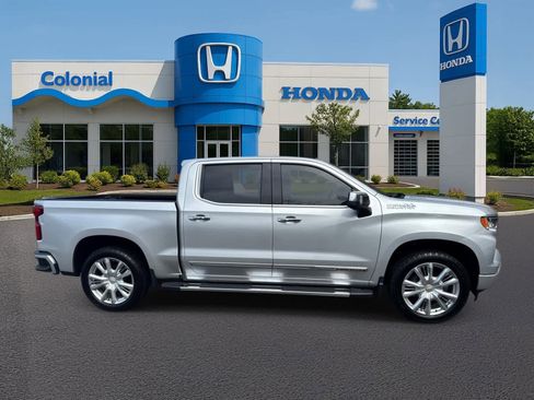 Used 2022 Chevrolet Silverado 1500 High Country image 8