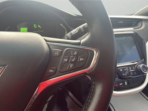 Used 2021 Chevrolet Bolt LT image 20