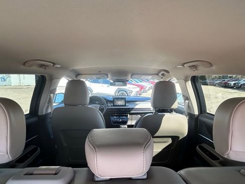 Used 2021 Lincoln Corsair AWD w/ Equipment Group 101A image 28