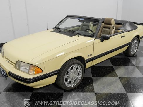 Used 1989 Ford Mustang LX image 33