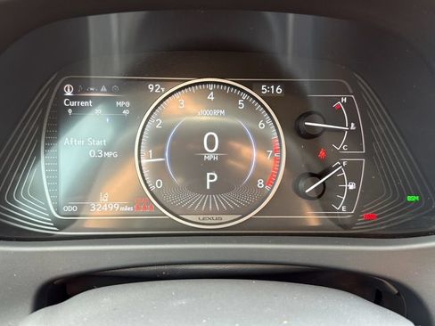 Used 2021 Lexus UX 200 w/ Premium Package FWD image 23