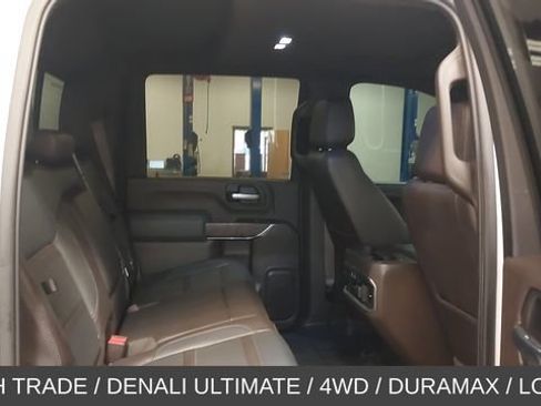 Used 2022 GMC Sierra 2500 Denali w/ Denali Ultimate Package AWD/4WD image 37