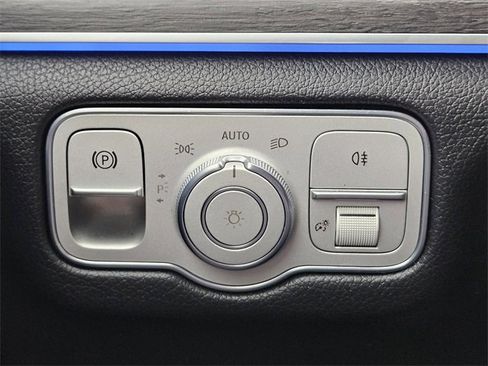 Used 2020 Mercedes-Benz GLE 350 GLE 350 image 21