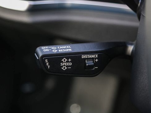 New 2025 Audi Q3 2.0T Premium image 36