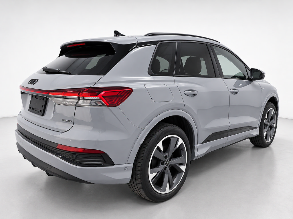 Used 2024 Audi Q4 e-tron Premium Plus AWD/4WD image 4