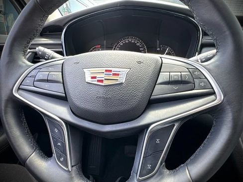 Used 2017 Cadillac XT5 Premium Luxury AWD/4WD image 19