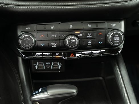 Used 2021 Dodge Durango GT AWD/4WD image 12
