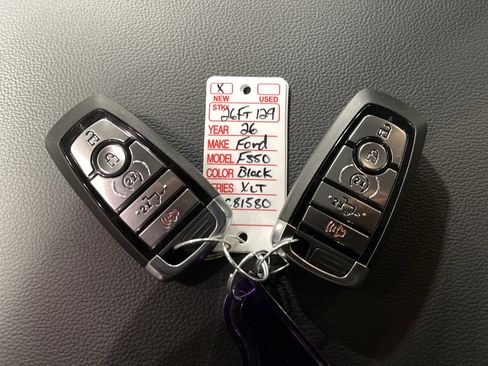 New 2026 Ford F350 XLT w/ XLT Premium Package image 28