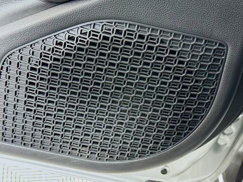 Certified 2024 Toyota Tacoma SR5 image 19