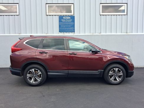 Used 2019 Honda CR-V LX image 9