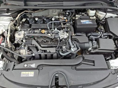 Used 2024 Toyota Corolla LE image 27