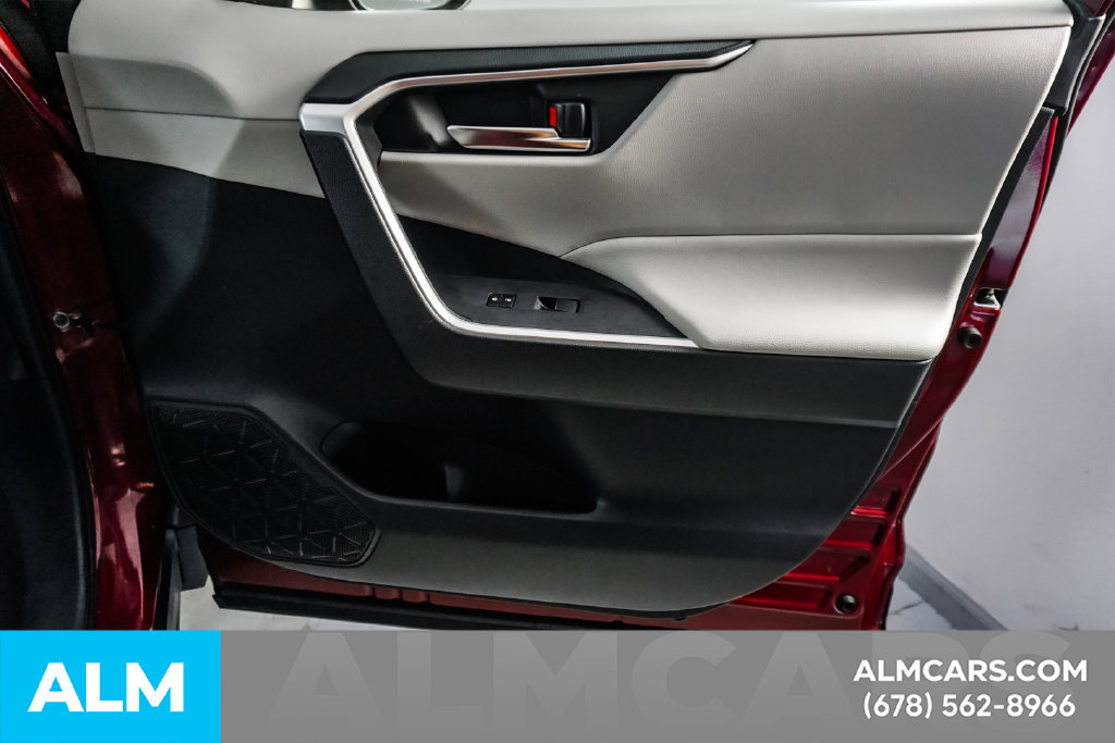 Used 2019 Toyota RAV4 XLE Premium w/ Advanced Technology Package AWD/4WD image 38