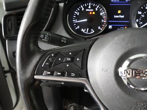 Used 2019 Nissan Rogue SV w/ Premium Package AWD/4WD image 39