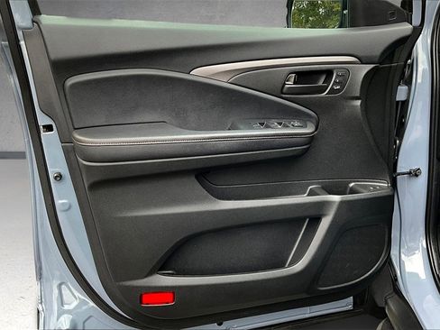 Used 2022 Honda Passport TrailSport image 17