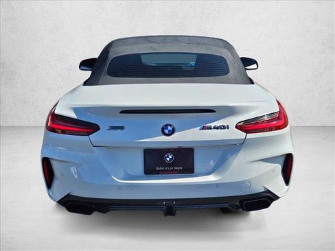Used 2022 BMW Z4 M40i w/ Driving Assistance Package RWD image 6