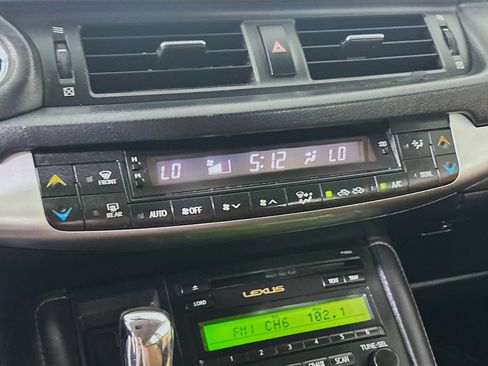 Used 2011 Lexus CT 200h Premium w/ Premium Audio Pkg FWD image 22