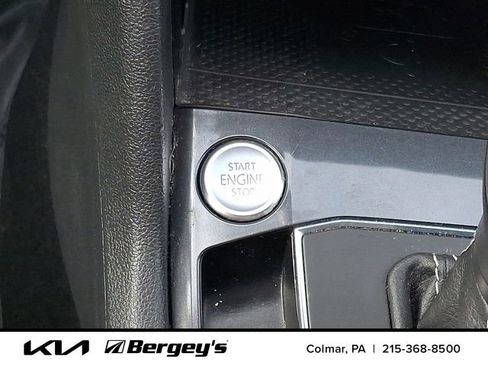 Used 2021 Volkswagen Tiguan SE R-Line image 25