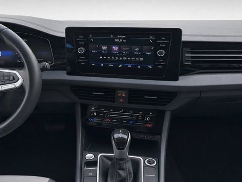 Used 2025 Volkswagen Jetta SE FWD image 23