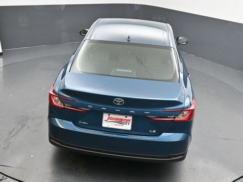 Used 2026 Toyota Camry LE image 33