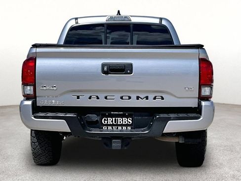 Used 2021 Toyota Tacoma SR AWD/4WD image 4