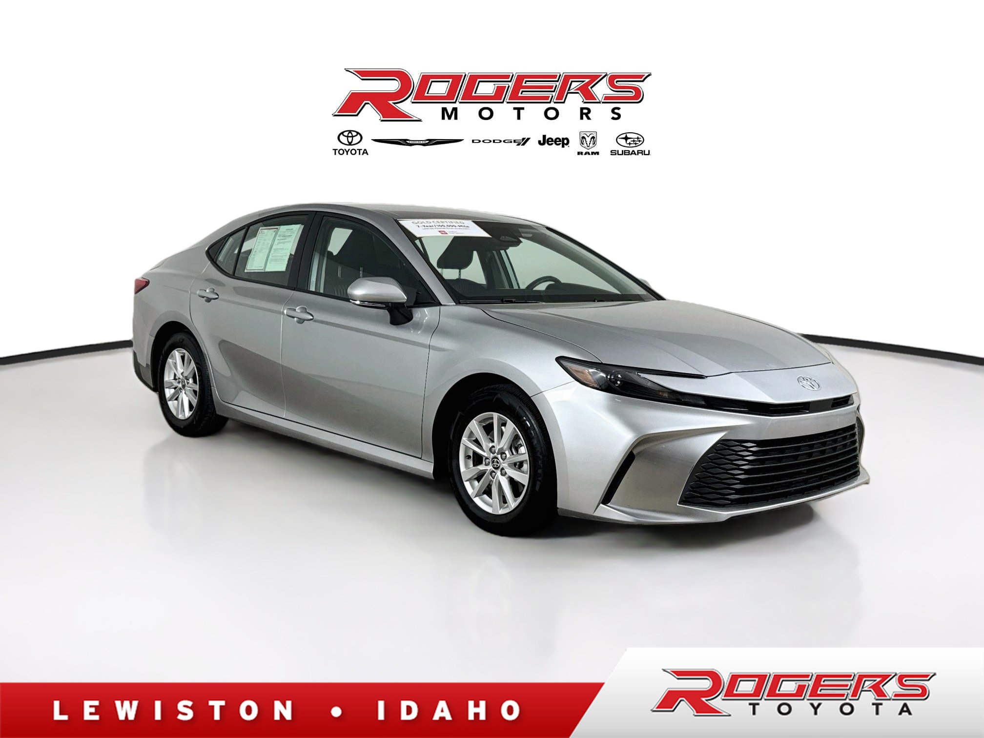 Certified 2025 Toyota Camry LE FWD image 1