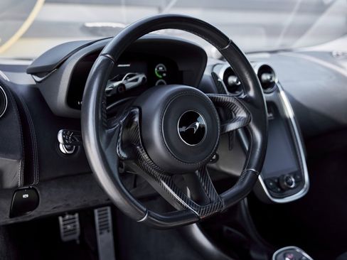 Used 2019 McLaren 600LT image 34