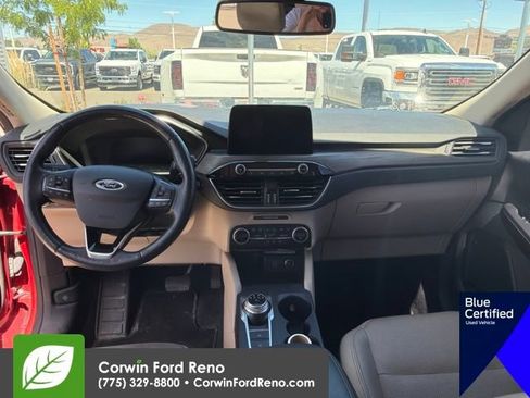 Used 2020 Ford Escape Titanium AWD/4WD image 14