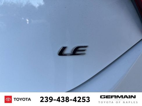 Used 2016 Toyota Corolla LE image 6