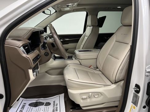 Used 2023 GMC Yukon XL Denali image 22