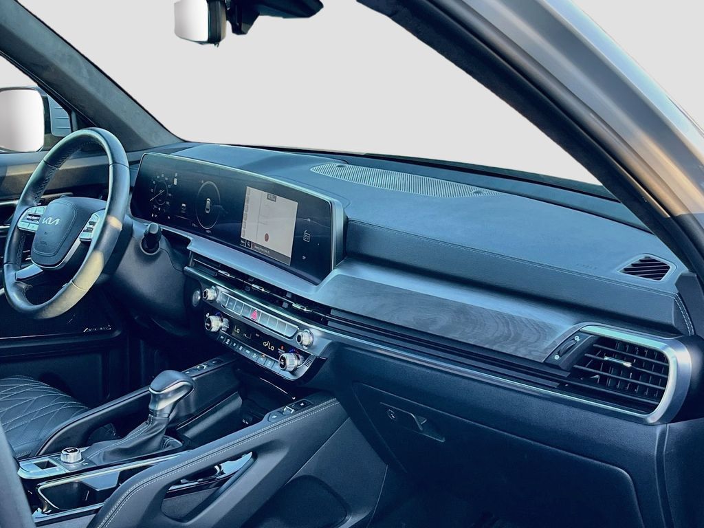 Used 2025 Kia Telluride SX Prestige X-Pro AWD/4WD image 32