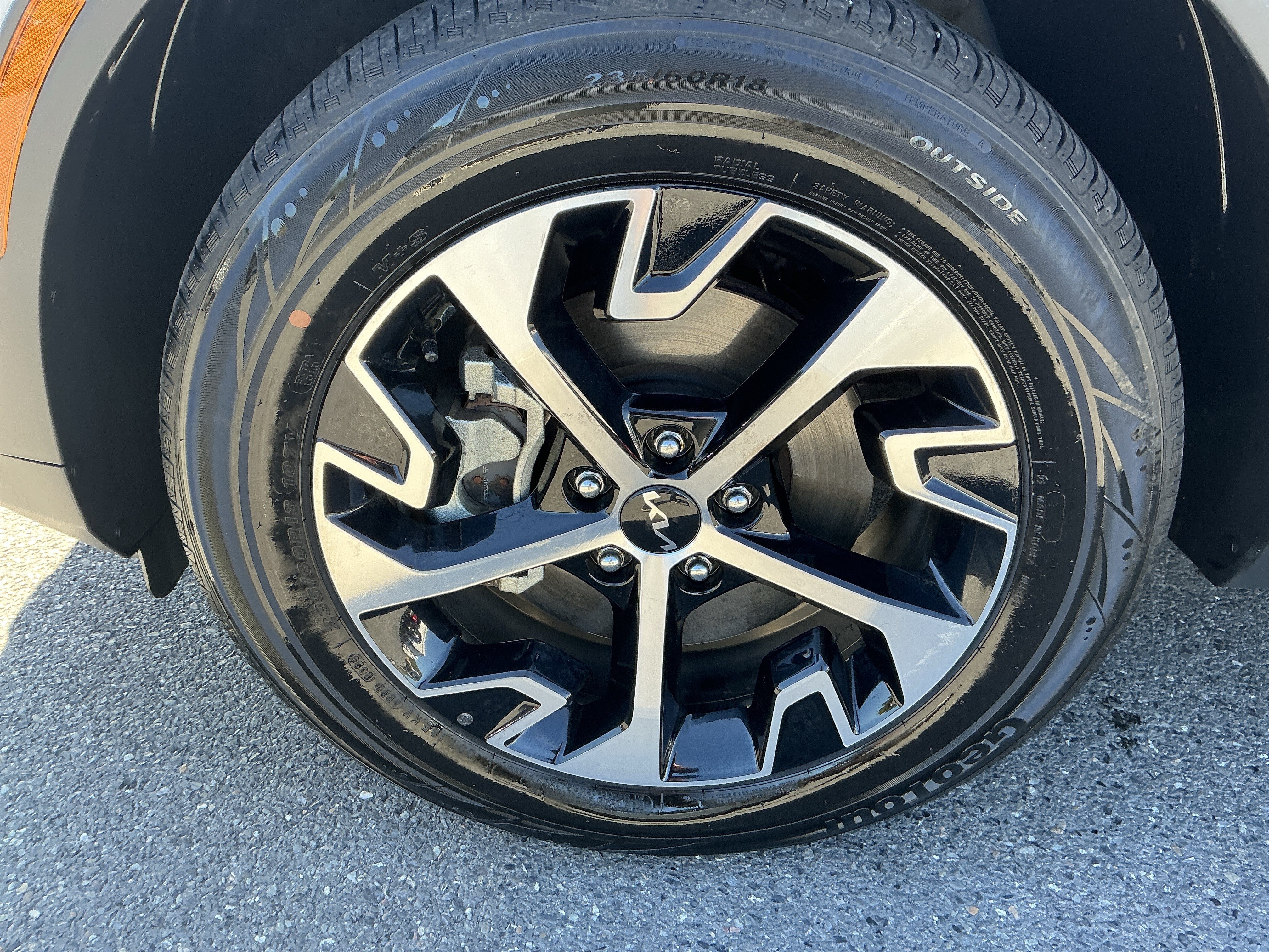 Certified 2024 Kia Sportage EX AWD/4WD image 9