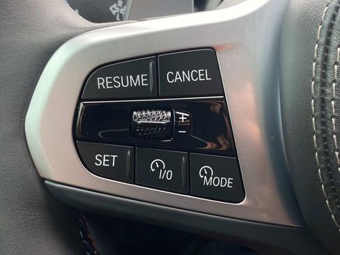 Used 2025 BMW X5 M60i w/ Climate Comfort Package image 19