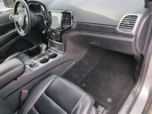 Used 2019 Jeep Grand Cherokee Limited AWD/4WD image 19