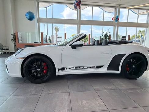 Used 2020 Porsche 911 Carrera S RWD image 7