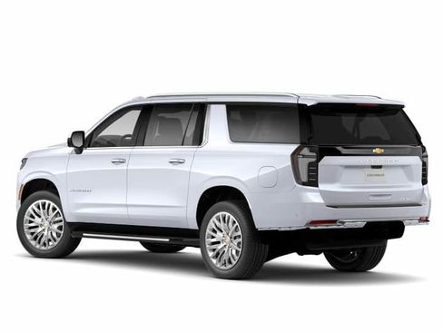 New 2026 Chevrolet Suburban Premier image 19