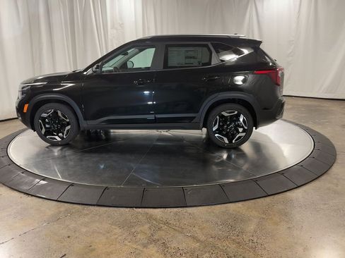 New 2026 Kia Seltos SX image 7