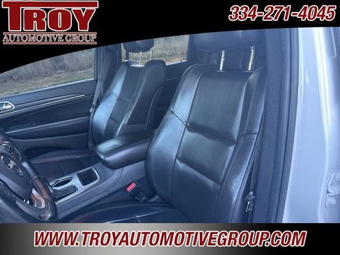 Used 2018 Jeep Grand Cherokee Limited w/ Luxury Group II image 17