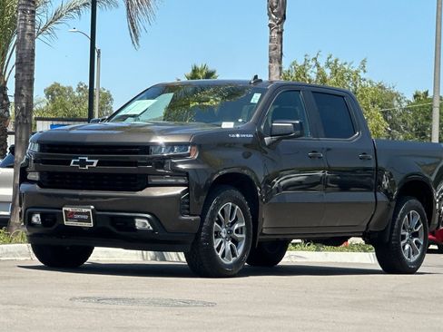 Used 2021 Chevrolet Silverado 1500 RST w/ Convenience Package II RWD image 8