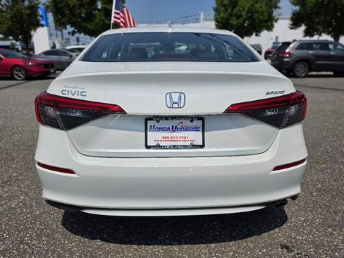 Certified 2024 Honda Civic Sport image 4