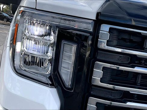 Used 2022 GMC Sierra 2500 AT4 w/ AT4 Premium Plus Package image 28