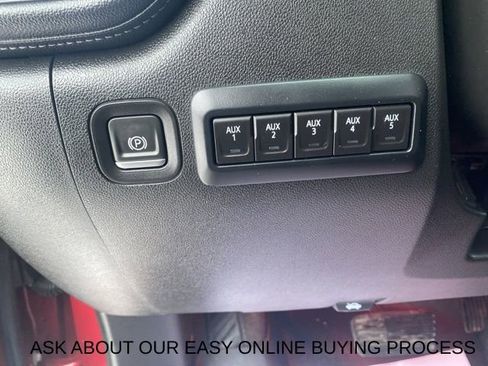 Used 2020 Chevrolet Silverado 2500 LTZ w/ LTZ Premium Package image 19