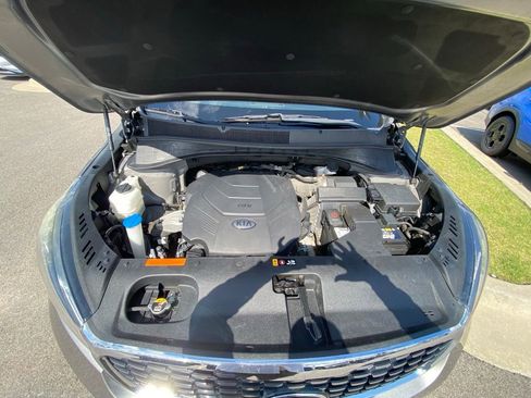 Used 2019 Kia Sorento SX FWD image 32